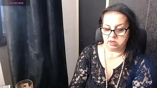 MissSanjanne on StripChat 