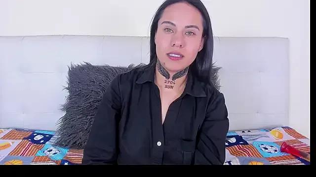 MissyJolie_ —  Bye bye Shirt