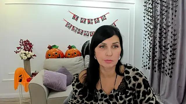 Moon_Veloure1 on StripChat 