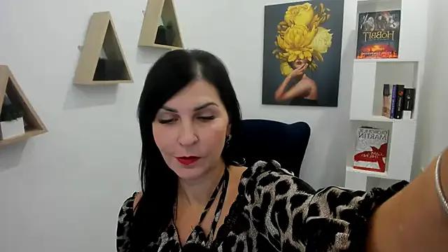 Moon_Veloure1 on StripChat 