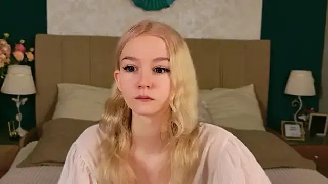 NaomiLoys — free toy control