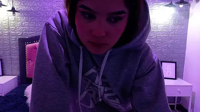 Natalie_loffreda on StripChat 