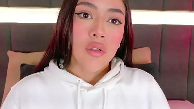 nicolle_pierce — deepthroat your dick so slopy