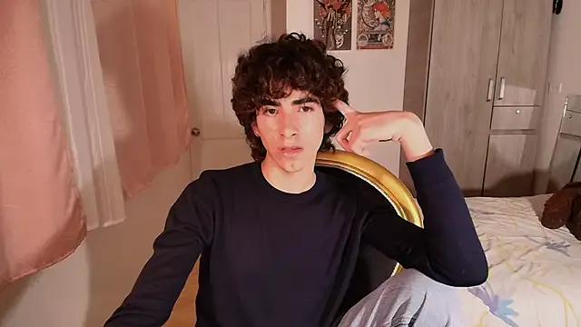 Avatar of Nude_Boy18