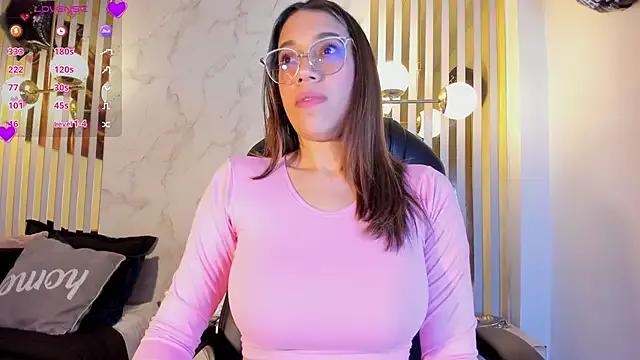 Oriana_gh — MAKE MY PUSSY HAPPY!!