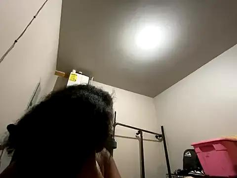 princesslivv — Fuck someone at gym