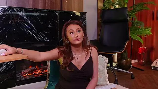 QueenMarX on StripChat 