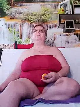QueenPammy1 on StripChat 