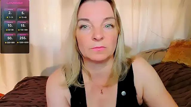 Avatar of Regina__blue