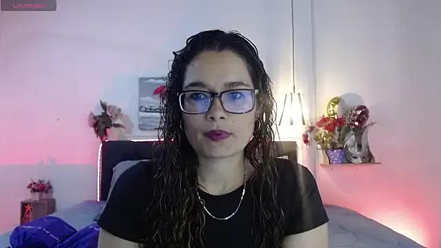 Rose_Thompson1 — NIPPLES SHOW