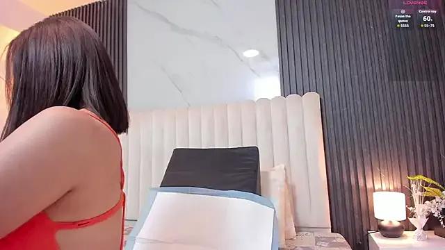 Samantha_Claus on StripChat 