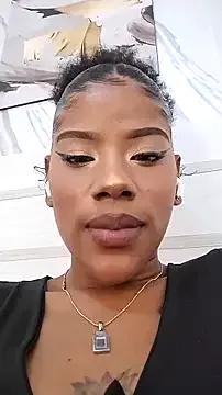 Sara_Lewwis — Topless & pinch nipples hard