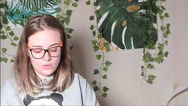 Seductive_She_Wolf — Freechat on StripChat