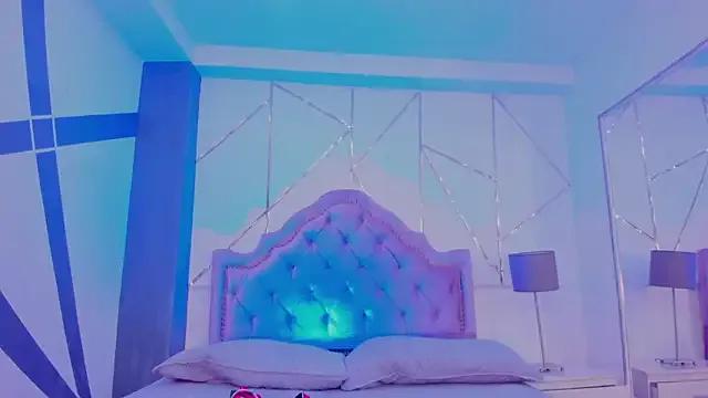 SelenaStonne on StripChat 