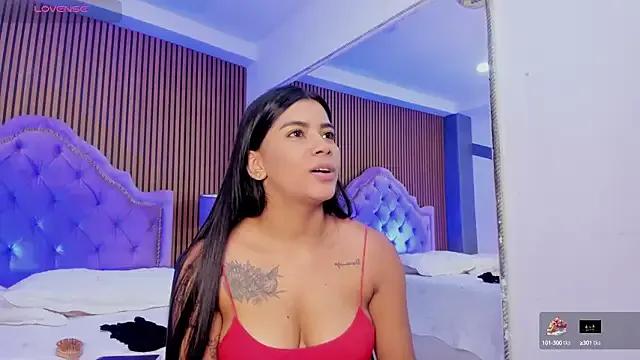 SelenaStonne on StripChat 