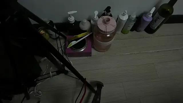 selene_red_ on StripChat 