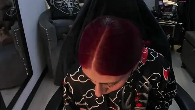 selene_red_ on StripChat 