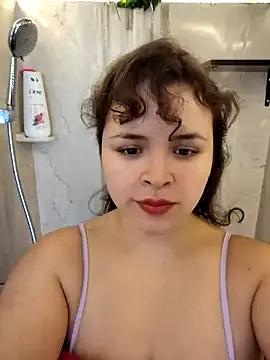 SeleneLuminari8 on StripChat 