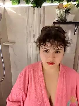 SeleneLuminari8 on StripChat 