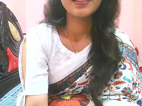 Silver_Queen07 — Show my boobs in publica