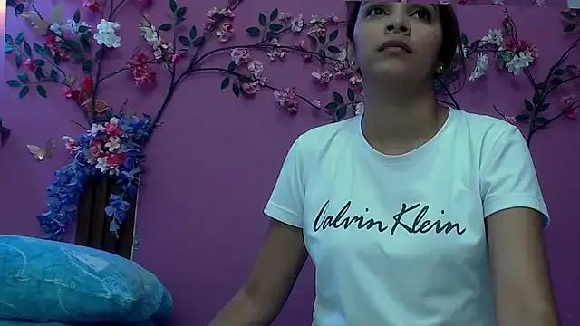 skinnybarbie022 — 2 finger in il ass