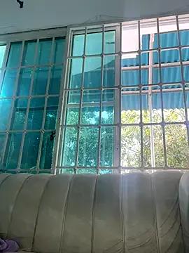 SophieD — Show tits