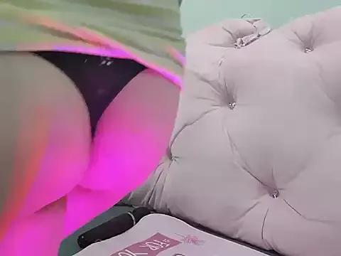 Avatar of Stella-869