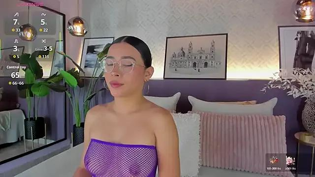 Avatar of susan_cute198