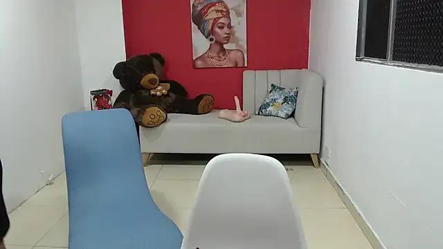 sweet_ahinara on StripChat 