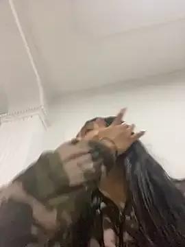 SweetLatiin_ — Freechat on StripChat