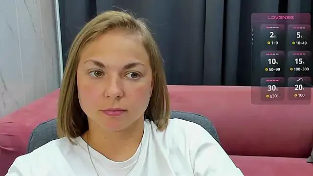 TataArdent on StripChat 