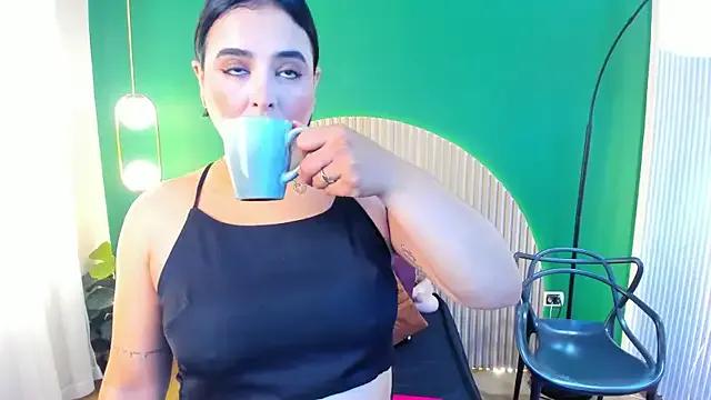 taylor_bennet — Freechat on StripChat