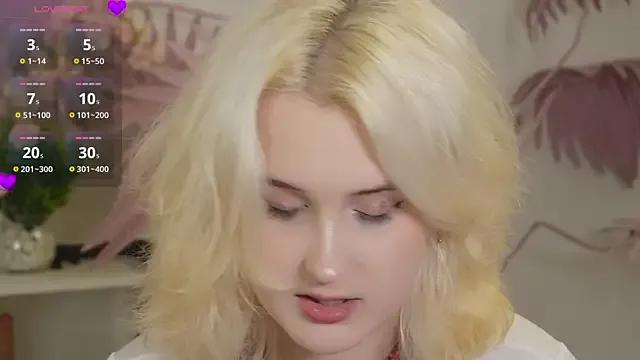 tiffannyjons on StripChat 