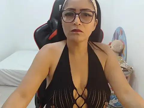 Valentina_lara01 — Goal: 515 tk will my hot king taste me h