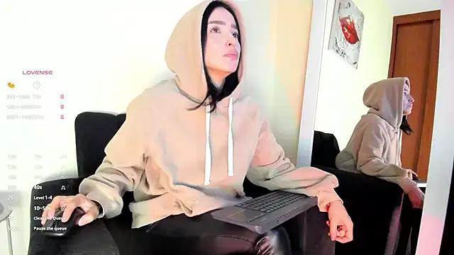 Avatar of victoria__lace_