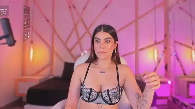 Avatar of Violeta-Marquez