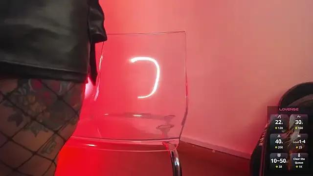 Avatar of Violett_Sinclair