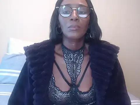 yummycherryxx on StripChat 